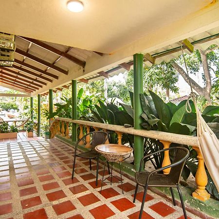 Portales Del Tayrona Garden Hotel Калабасо Экстерьер фото