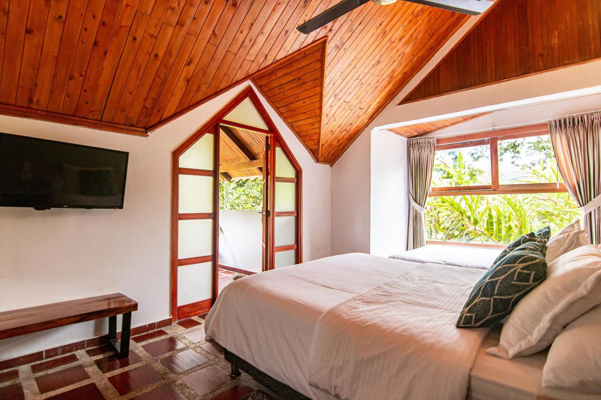 Portales Del Tayrona Garden Hotel Калабасо Экстерьер фото