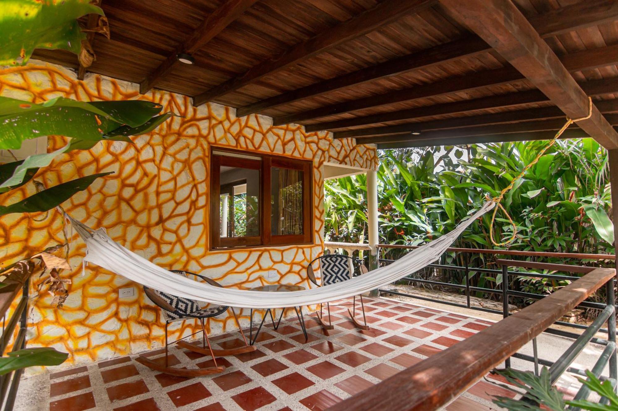 Portales Del Tayrona Garden Hotel Калабасо Экстерьер фото
